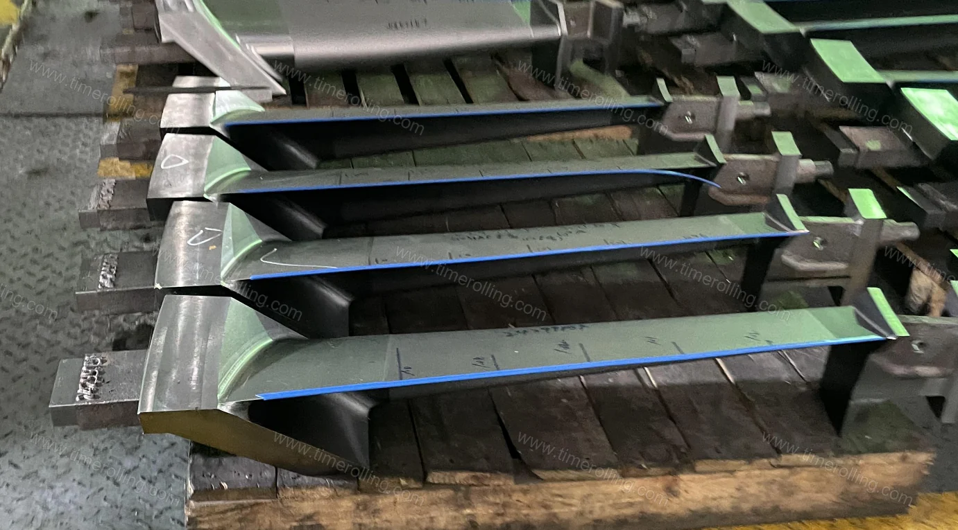 Compressor Blades & Vanes — product photograph 03